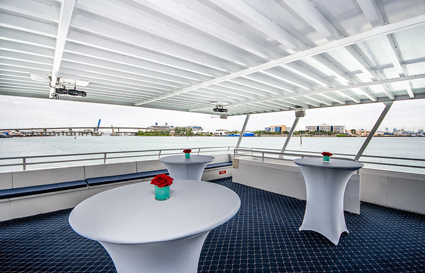 Miami Lady luxury yacht